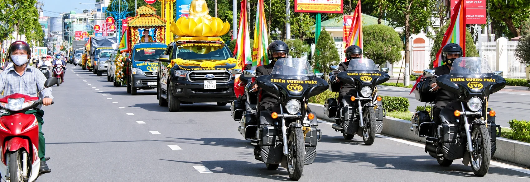 Đoàn xe phục vụ di quan Thiên Vương Phát tại Quảng Ngãi